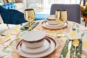 Apartment | Dining