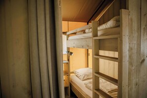 2 quartos, berço de viagem, Wi-Fi de cortesia