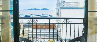 Donghai Yucun Hainv Hotel