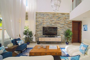 Living area - 3 bedroom luxury villa in fabulous Puerto Plata! (Puerto Plata)