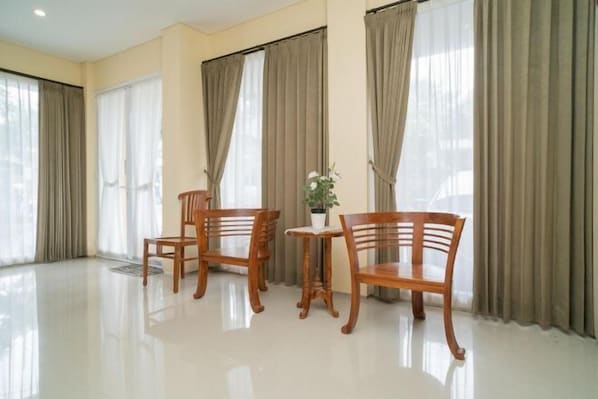 Interior - RedDoorz near ITDC Nusa Dua (Bali)