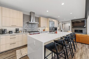 Apartment (4 Bedrooms) | Exterior