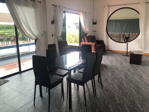 Interior - Rice Paddy Pool Villa (Mueang Uttaradit District)