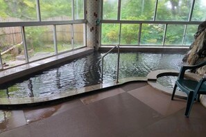Unclassified image, 4 of 68, button - Glampark Chiba Kameyama Onsen (Kimitsu)