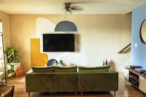 TV