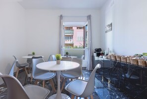 Chambres insonorisées, fer et planche à repasser, Wi-Fi gratuit