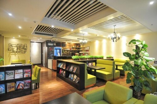 GreenTree Inn Hainan Haikou Qilou Old Street Haifu Road Express Hotel