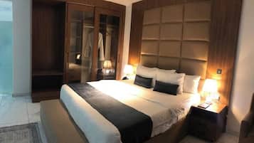 Comfort Room, Balcony, City View | Desk, laptop workspace, free WiFi