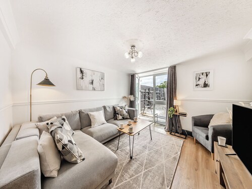 2 bedroom accommodation in Tyn-Y-Gongl