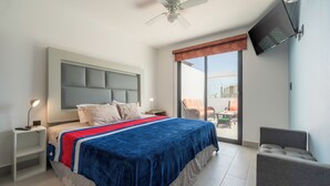 2 bedrooms, desk, iron/ironing board, WiFi (free) - Eden in the heights. Terrace and private pool centre and playa (Playa del Carmen)