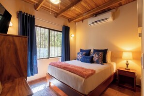 2 室のベッドルーム、インターネット、ベッドシーツ