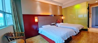 Gutian Sanyou Business Hotel
