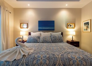 3 bedrooms, desk, WiFi, bed sheets - Four Winds - 1, Four Winds – Celestial - Walking Distance to the Beach (Playa Guiones)