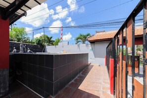 Unclassified image, 4 of 17, button - Urbanview Ava Guest House Uluwatu Bali (Bali)