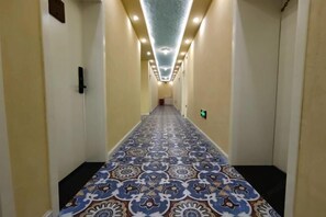 Interior - Wuwangwo Hotel (Burqin)