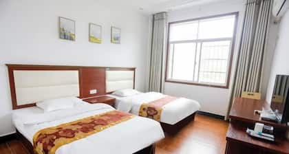 Yongshun Pinghe Hotel
