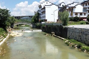 Unclassified image, 5 of 14, button - Yongshun Pinghe Homestay (Yongshun)