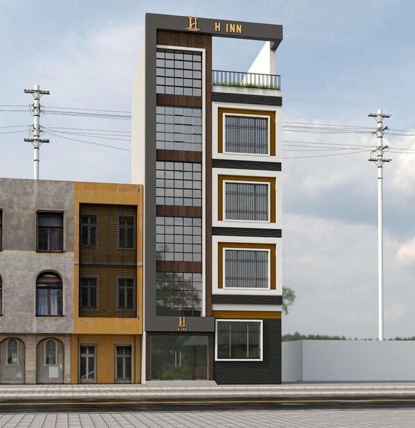 Front of property - Hotel H Inn (Varanasi)