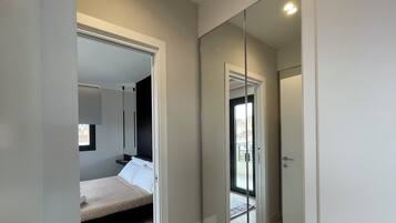 2 Schlafzimmer, Zimmersafe, Bügeleisen/Bügelbrett, Reisekinderbett