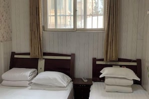 Room - Shun Feng Yuan Hostel (Qingdao)