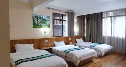Sanjiang Sansheng Inn
