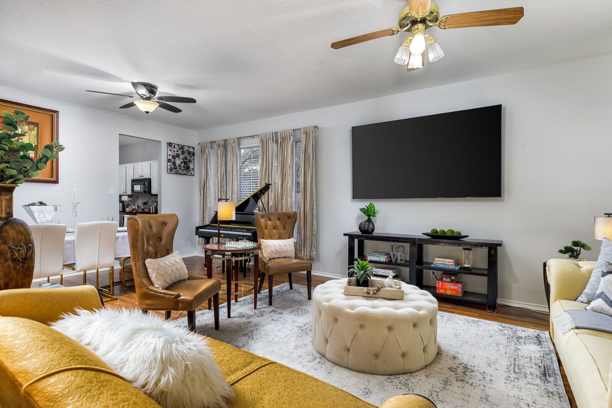 Smart TV, fireplace, table football, computer monitors