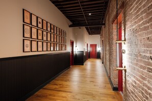 Hallway - The Delegate (Frankfort)