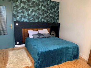 3 chambres, bureau, fer et planche à repasser, Wi-Fi gratuit