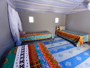 Free WiFi, bed sheets - Par 4 Chemins - Atypical stopover (Nouakchott)