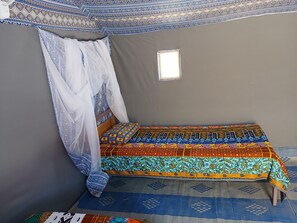 Free WiFi, bed sheets