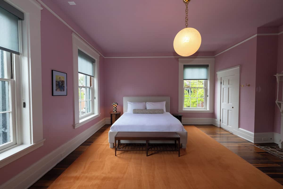 1 bedroom, in-room safe, individually decorated, individually furnished