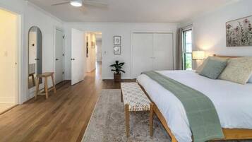 4 Schlafzimmer, Schreibtisch, Bügeleisen/Bügelbrett, Reisekinderbett