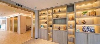 GreenTree Inn Express Hotel