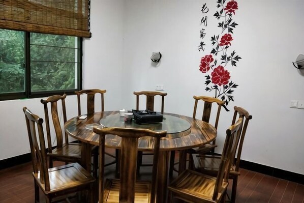 Restaurant - Anjiyingjun (Anji)