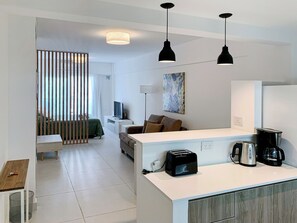 Apartment, Multiple Bedrooms, Accessible, Smoking | Interior