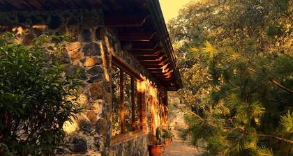 Hermosa Cabaña en el Corazón del Monte Para 4 Personas