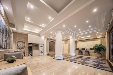 Interior. Xinyitian Hotel (Wenzhou Xueshan Road Wuma Street Branch)