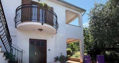 VIOLA One-Bedroom Apartment with Terrace