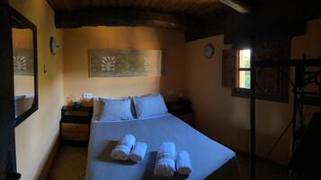 2 Schlafzimmer, Bügeleisen/Bügelbrett, Bettwäsche