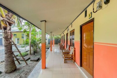 Ekas Beach Guesthouse Mitra RedDoorz