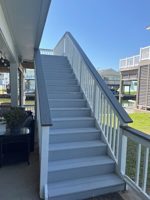 Terrace/patio - Beautiful on the Canal Bay House (Galveston)