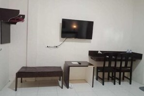 Room - Monika Hotel (Rantepao)
