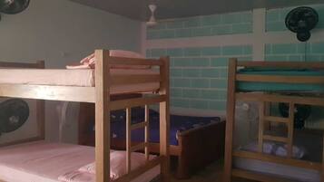 4 chambres, draps fournis