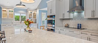 Mangrove Cove - Waterfront on the Lox!  Heated Pool, Putt-Putt, Kayaks
