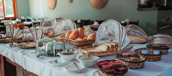 Suíte Completa a 7min da Praia - Café Especial da Manhã na Barra do Sahy