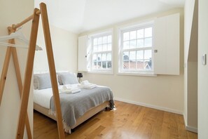 2 chambres, accès à Internet, literie fournie