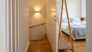 1 bedroom, Internet, bed sheets - LuxiStay Foz Habitatio – Superior Duplex (Porto)