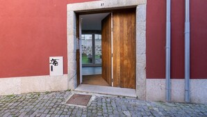 Exterior detail - LuxiStay Foz Habitatio – Superior Duplex (Porto)