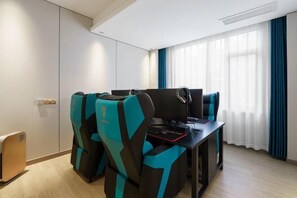 Room - Yongkang Fengqi E-sports Hotel (Baolong Plaza) (Yongkang)