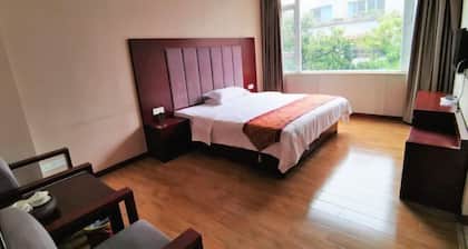 Shimen Chuyun Tea Travel Hotel